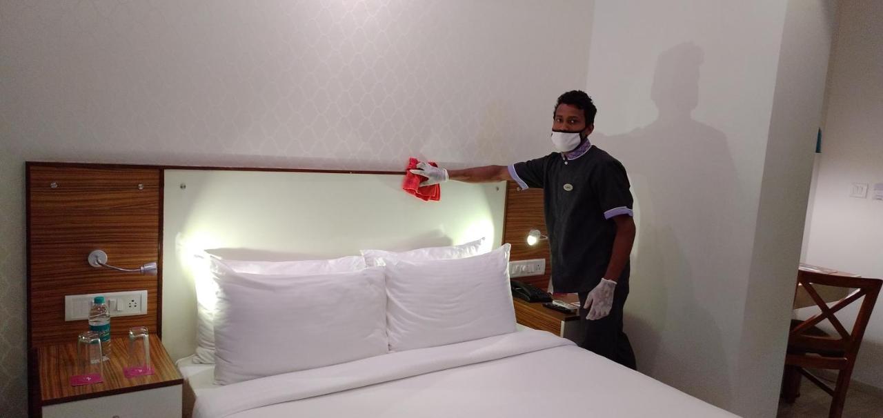 Regenta Inn Indiranagar By Royal Orchid Hotels Бангалор Экстерьер фото